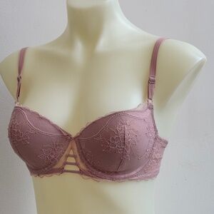 b.tempt’d No Strings Attached Contour Bra (Blush Pink)